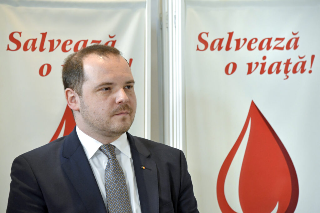 Alexandru Rogobete analizeazÄ blocajele financiare din spitale Èi serviciile de urgenÈÄ