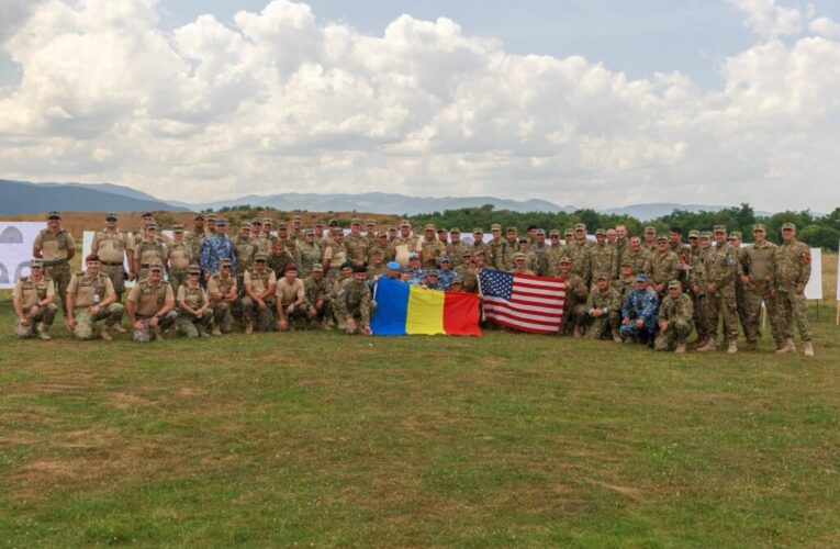 Ambasada SUA la BucureÈti, mesaj de Ziua Armatei RomÃ¢niei: Militarii americani Èi romÃ¢ni lucreazÄ pentru securitatea flancului estic al NATO