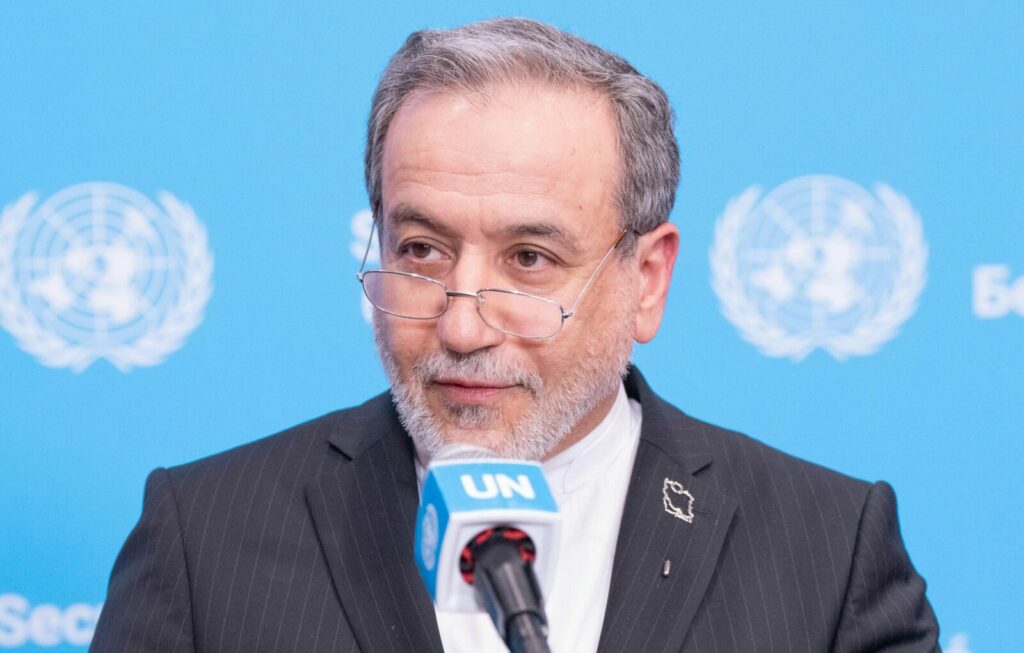 Arabia SauditÄ, Turcia Èi Pakistanul trimit oficiali de rang înalt la Teheran pentru discuÈii cu Iranul