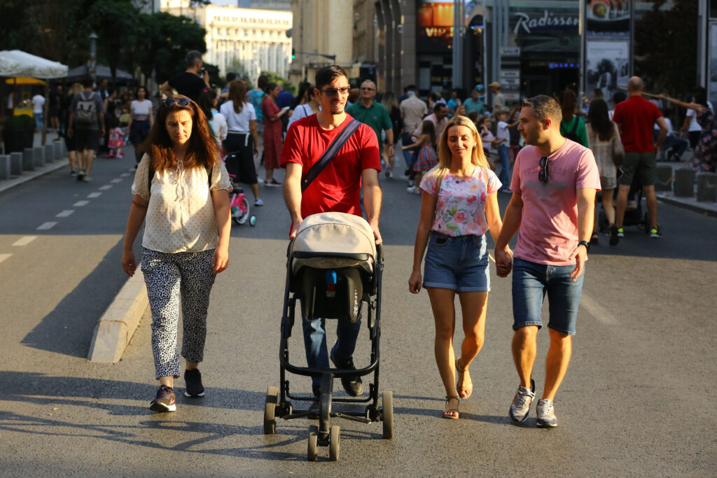 CÃ¢t de prietenoase sunt companiile din RomÃ¢nia cu familia Se pregÄteÈte primul standard naÈional Èi un clasament al angajatorilor âFamily Friendlyâ