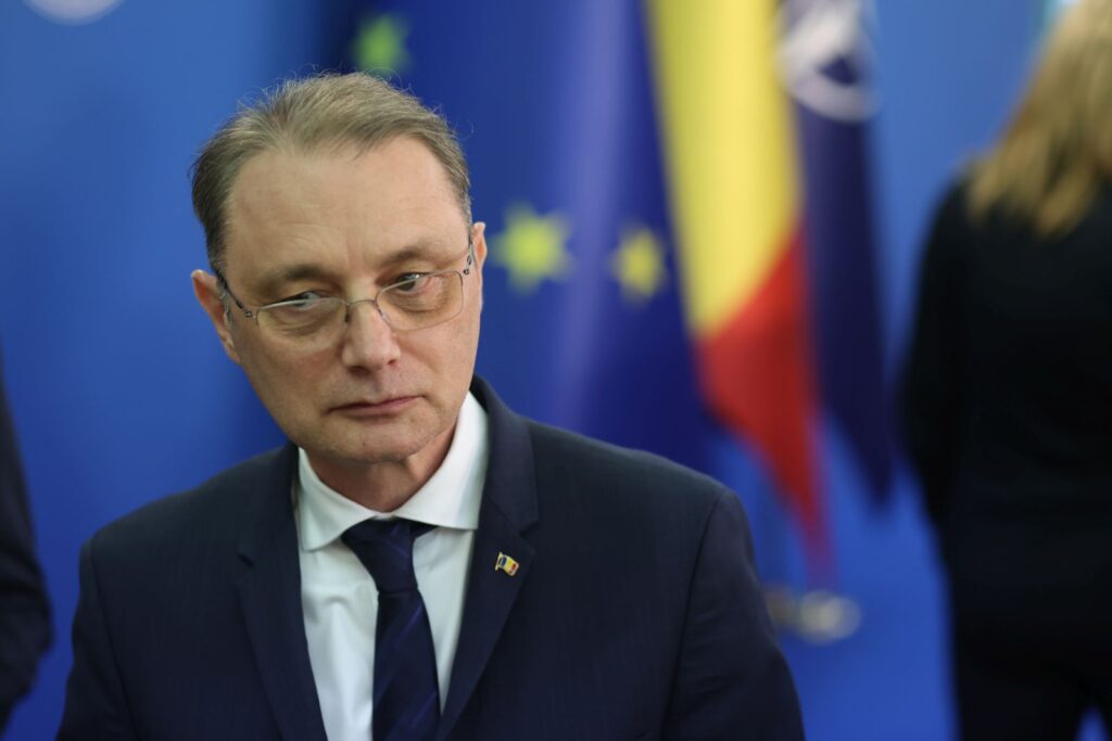 Ce le-a transmis premierul Luca Niculescu investitorilor romÃ¢ni din Republica Moldova: fÄrÄ taxe mai mari Èi sprijin pentru extinderea Ã®n strÄinÄtate