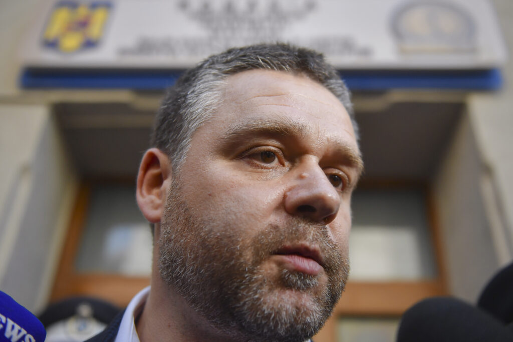 Ciprian Ciucu, despre Èobolanii Èi ploÈniÈele din BucureÈti: DÄm aÈa niÈte Ètiri, fÄrÄ sÄ le verificÄm