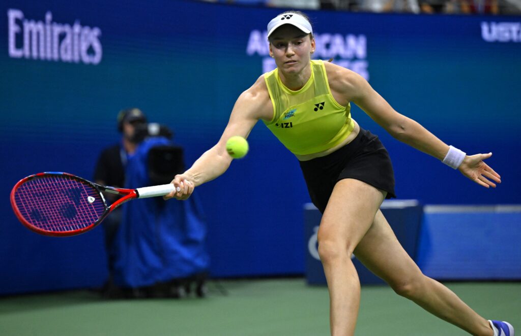 Elena RÃ®bakina Èi Leylah Fernandez se Ã®ntÃ¢lnesc Ã®n finala turneului WTA 500 de la Ningbo. Kazaha luptÄ pentru apÄrarea titlului