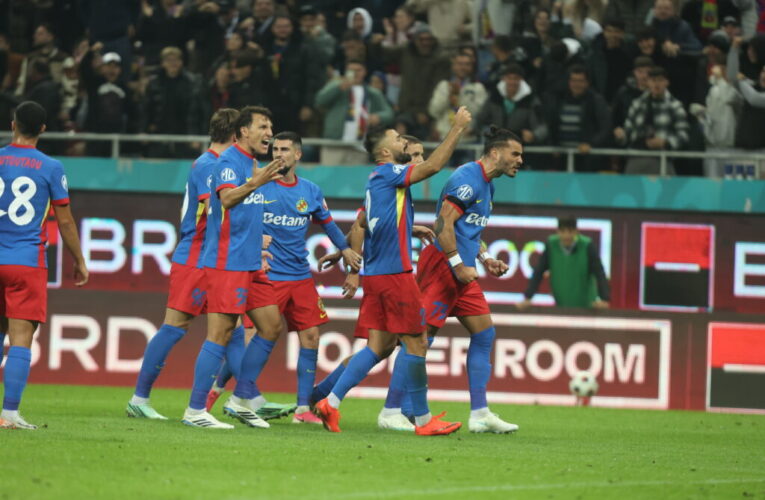 FCSB â Rapid 4-1. Victorie categoricÄ pentru roÈ-albaÈtri, dupÄ ce giuleÈtenii au condus la pauzÄ