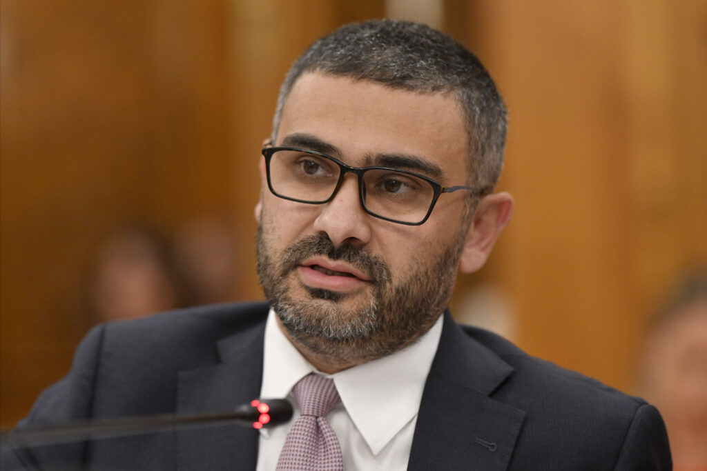 Florin Manole anunÈÄ majorarea pensiilor Ã®n 2027 Èi ajutor Ã®n decembrie pentru pensionari. Ce spune ministrul despre salariul minim
