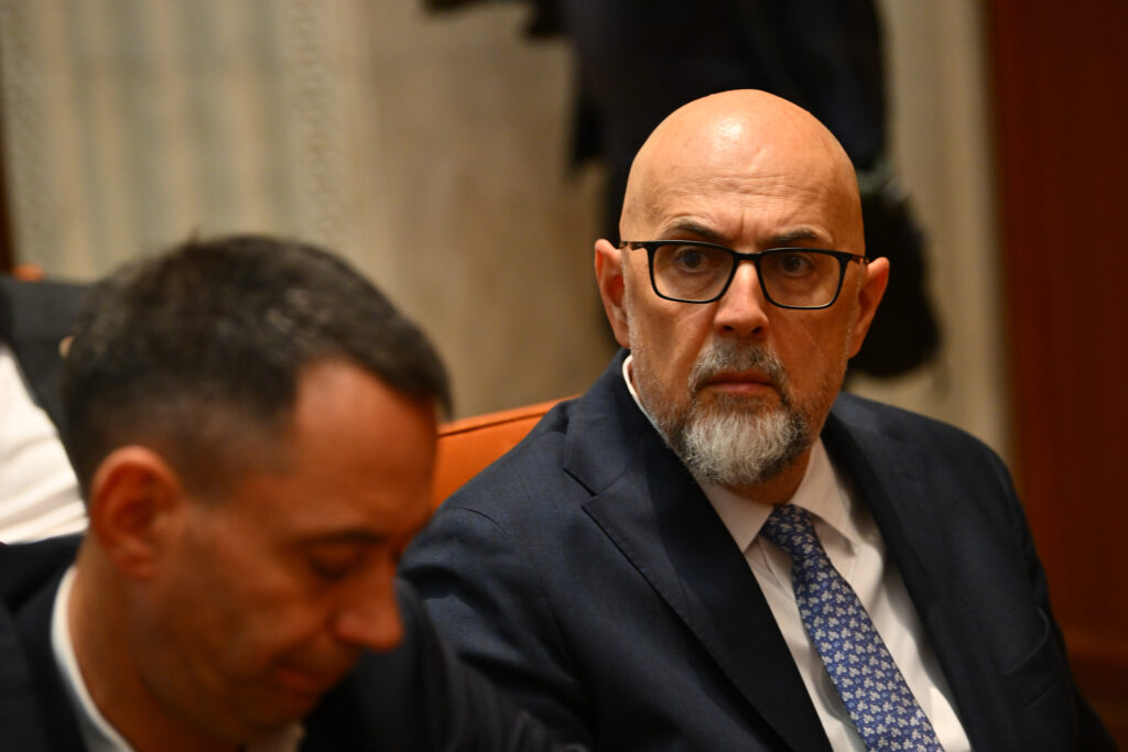 Kelemen Hunor, despre comasarea localitÄÈilor mici: âReforma administrativÄ Ã®n teritoriu e cu totul altceva decÃ¢t reforma instituÈiilor guvernamentaleâ