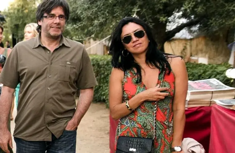 La 9 ani dupÄ ce a Ã®ncercat sÄ separe Catalonia de Spania, soÈul Marcelei Topor revine Ã®n prim-planul politicii catalane: Carles Puigdemont ar putea redeveni liderul Guvernului regional