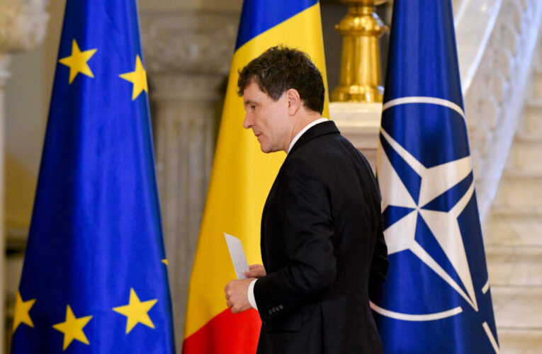 NicuÈor Dan semneazÄ douÄ decrete vineri. Un nou consilier pe educaÈie Èi politici publice vine la Palatul Cotroceni. Directorul Jandarmeriei Capitalei, trecut Ã®n rezervÄ