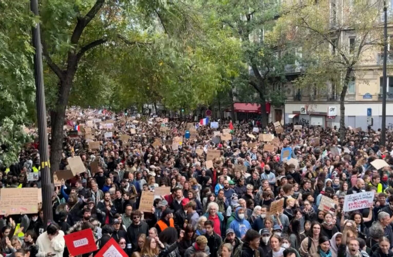Parisul interzice manifestaÈiile Ã®n mai multe zone ale capitalei. Ce locuri sunt vizate