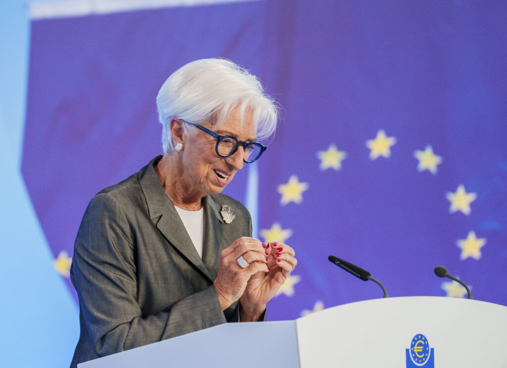 Plecare surprizÄ de la vÃ¢rful Europei. Christine Lagarde pÄrÄseÈte BCE Ã®naintea alegerilor prezidenÈiale din FranÈa