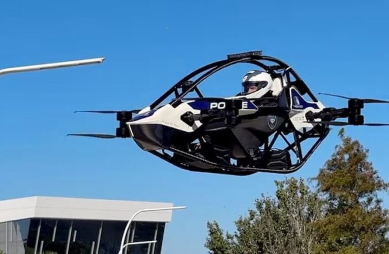 PoliÈia din Florida testeazÄ un aparat de zbor care poate transporta un singur poliÈist