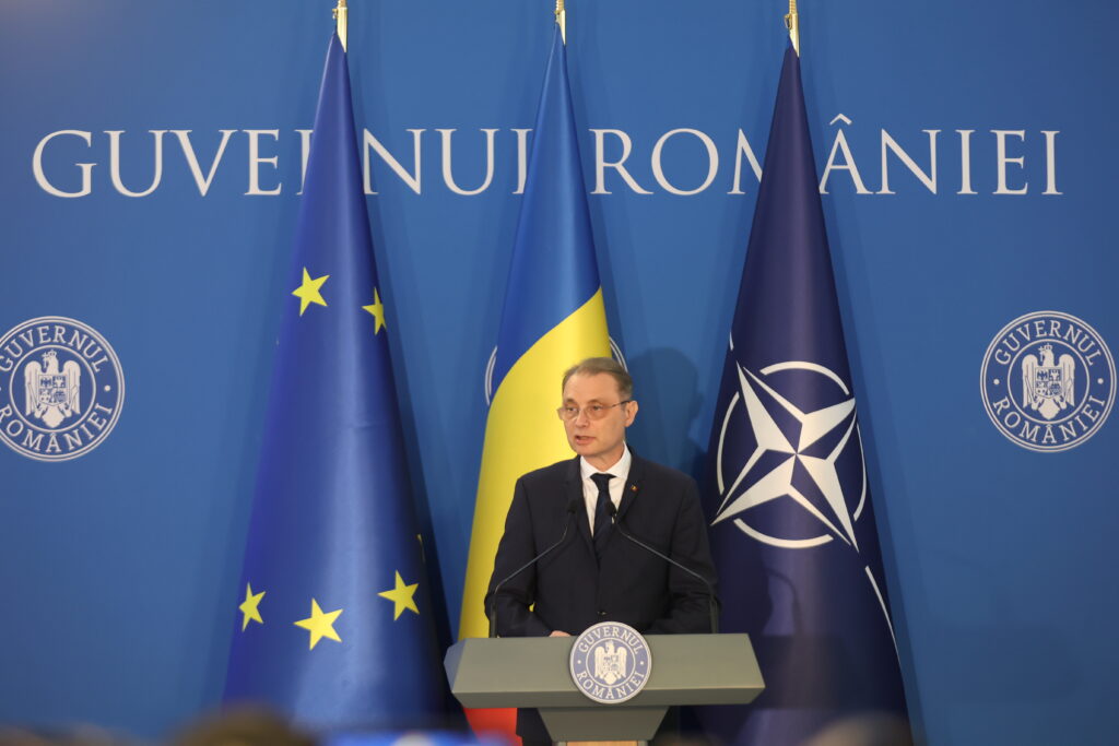 Premierul Luca Niculescu are vineri ÈedinÈe despre PNRR Èi siguranÈa Ã®n Ècoli. Programul complet