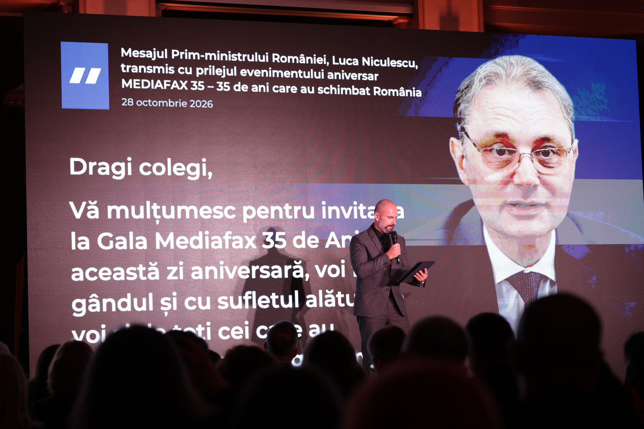 Premierul Luca Niculescu, mesaj la MEDIAFAX 35: Port Ã®n suflet agenÈia