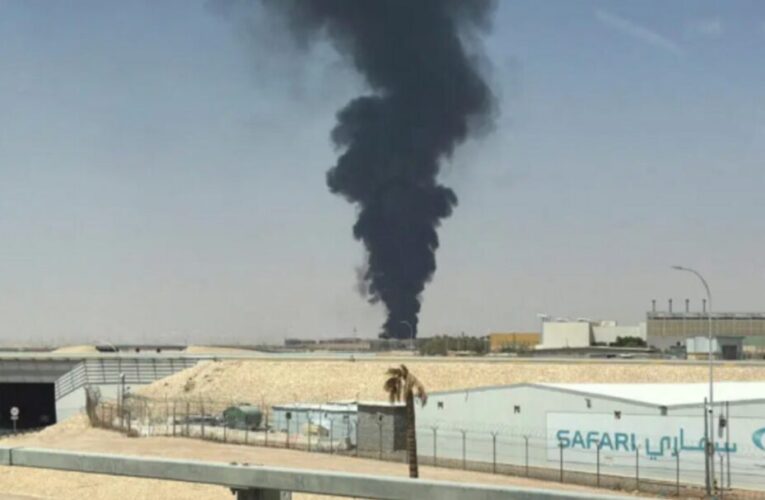 Rebelii Houthi ameninÈÄ din nou aeroportul din Riad, dupÄ reluarea zborurilor. Un atac anterior a ucis 13 persoane