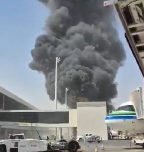 Rebelii houthi atacÄ aeroporturi Èi instalaÈii petroliere din Arabia SauditÄ. Conflictul se intensificÄ