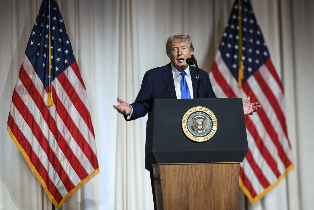 Sondaj: AlegÄtorii americani, Ã®ngrijoraÈi de corupÈie Ã®n cel de-al doilea mandat al lui Trump