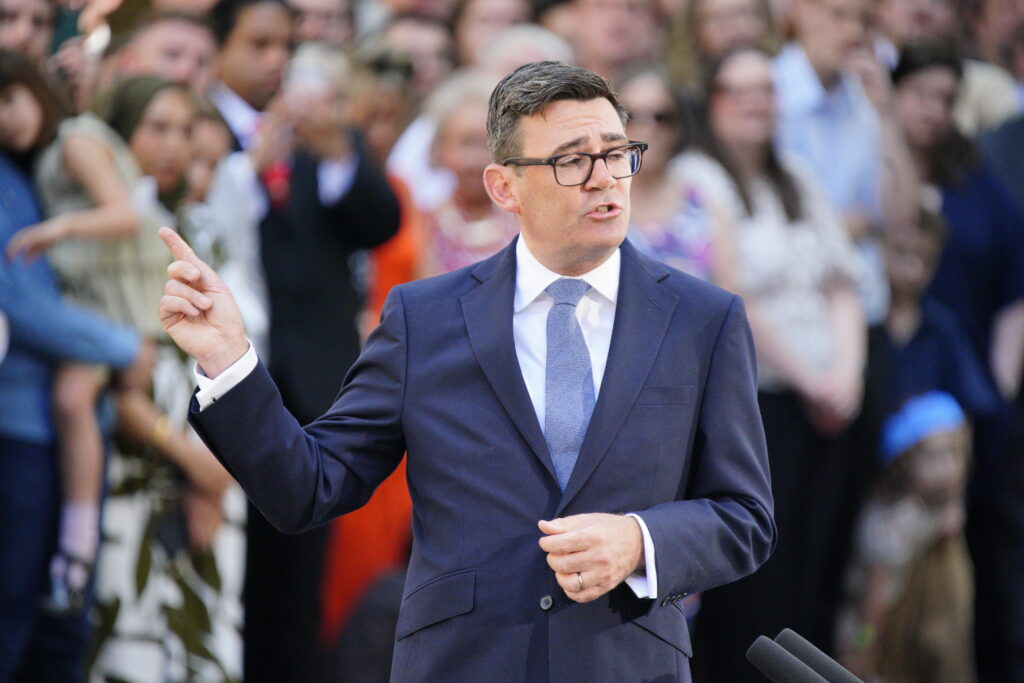 SusÈinerea britanicilor pentru revenirea ÈÄrii Ã®n UE a crescut dupÄ declaraÈiile lui Andy Burnham