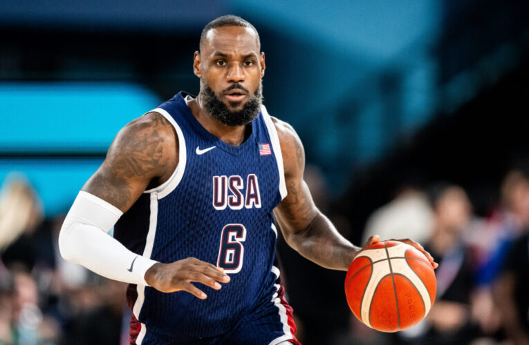 Trump Ã®l ceartÄ pe LeBron, cel mai bun baschetbalist american: âO ruÈine totalÄâ
