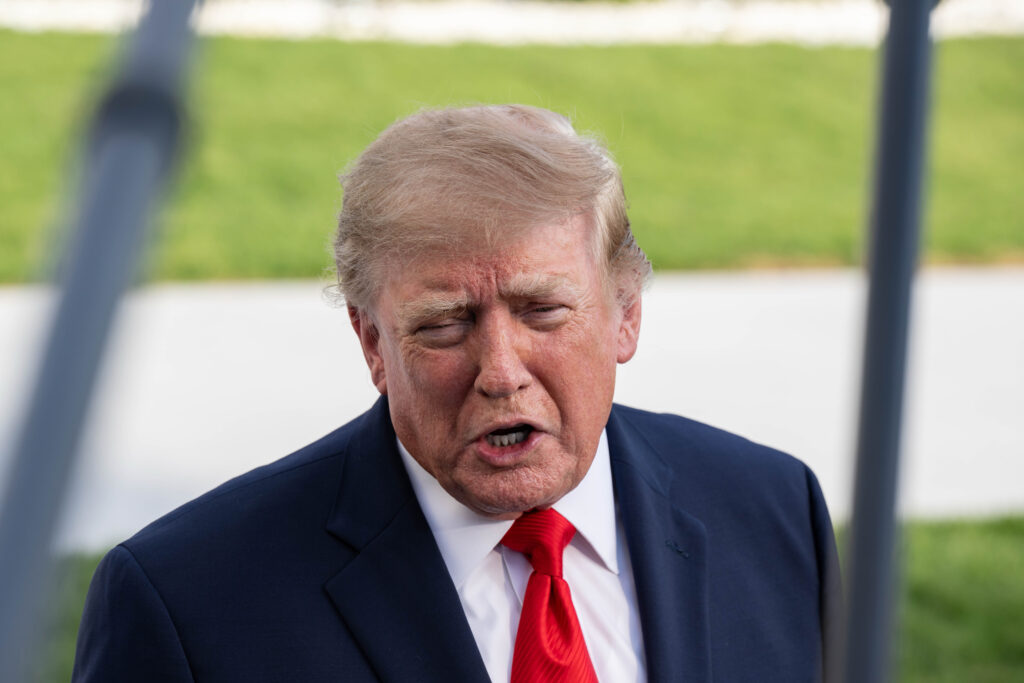 Trump: sfÃ¢rÈitul rÄzboiului din Ucraina nu a fost niciodatÄ mai aproape