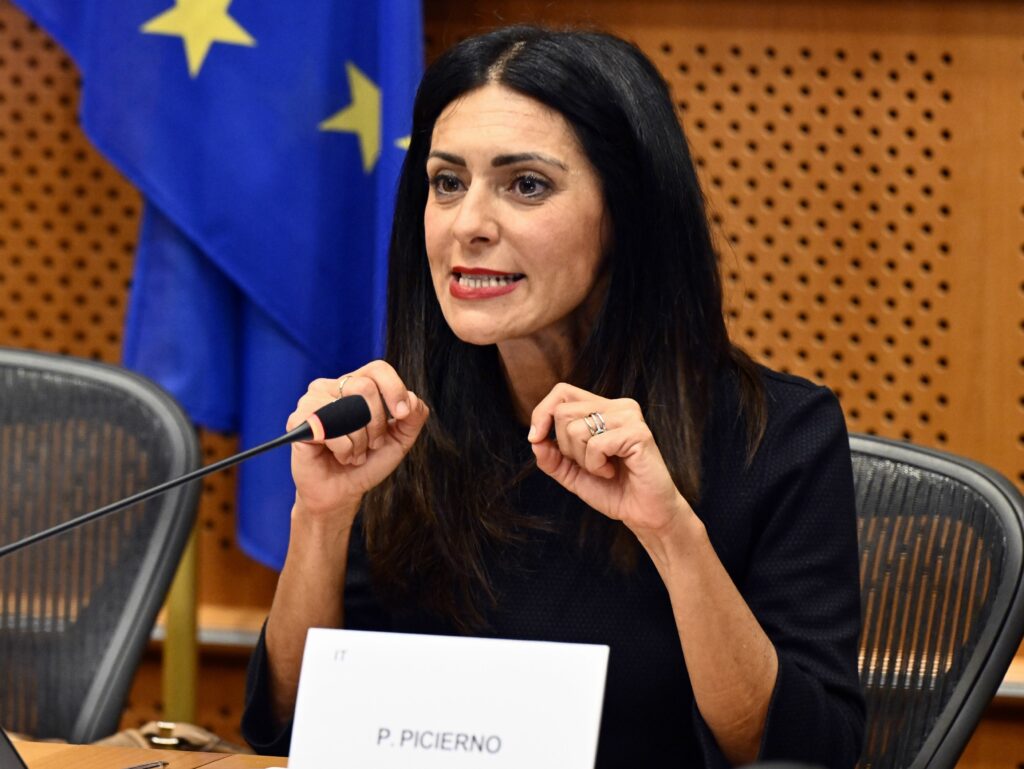 Un vicepreÈedinte al Parlamentului European intrÄ Ã®n greva foamei Ã®n sprijinul locuitorilor din oraÈul OleÈki