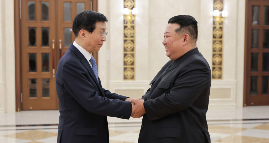 VizitÄ surprizÄ Ã®n China a liderului din Coreea de Nord. Ce a fÄcut Èi cu cine a discutat Kim Jong Un